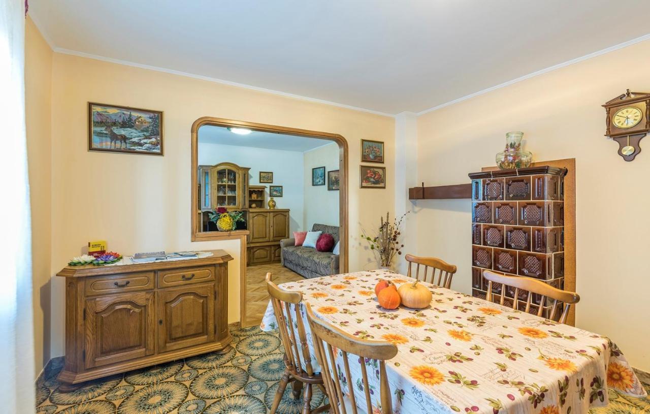Ferienhaus Zora with Whirlpool Sveti Lovreč Pazenatički Exterior foto