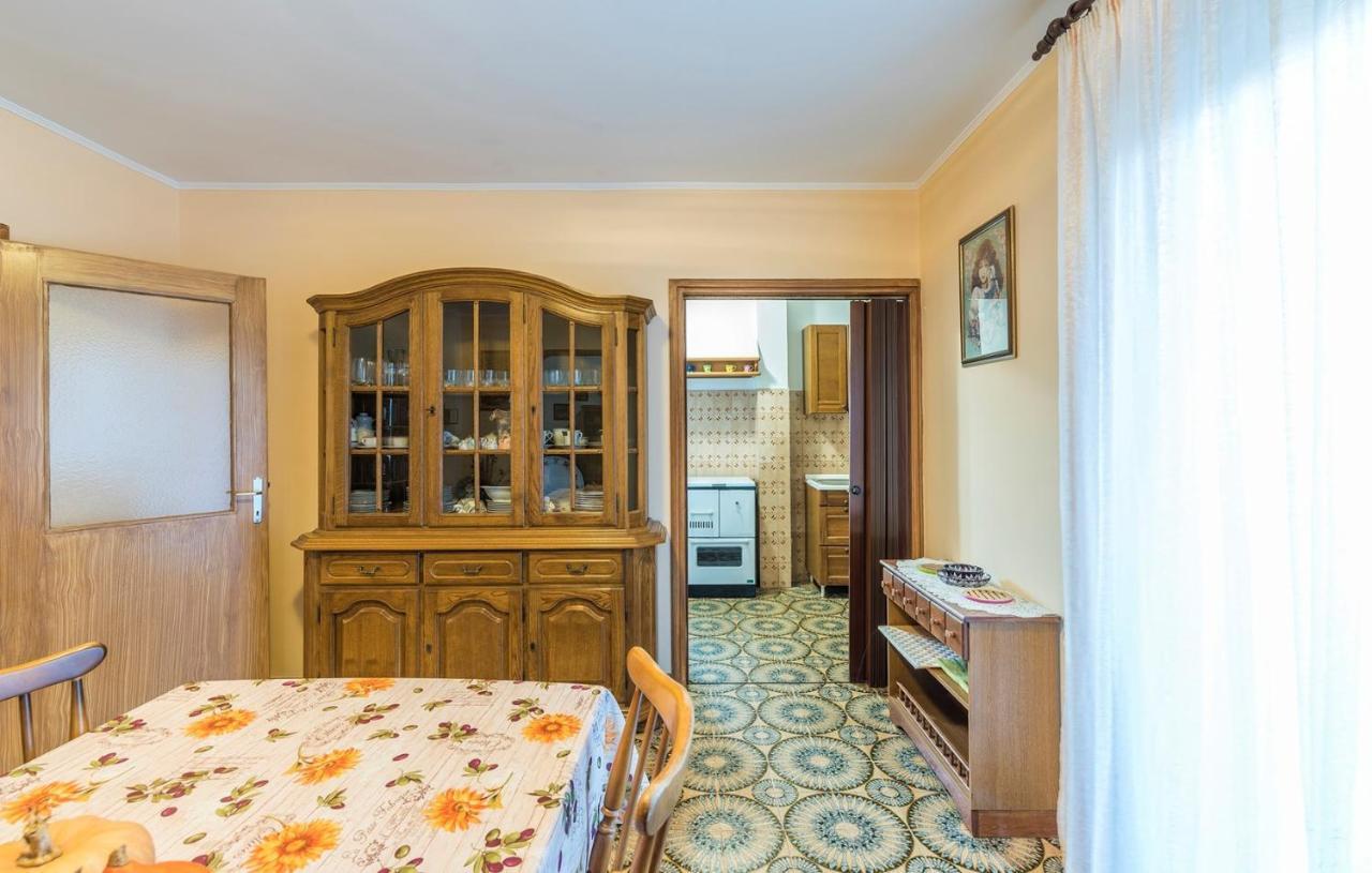 Ferienhaus Zora with Whirlpool Sveti Lovreč Pazenatički Exterior foto