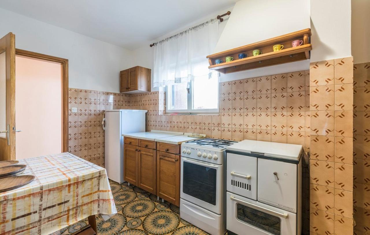 Ferienhaus Zora with Whirlpool Sveti Lovreč Pazenatički Exterior foto